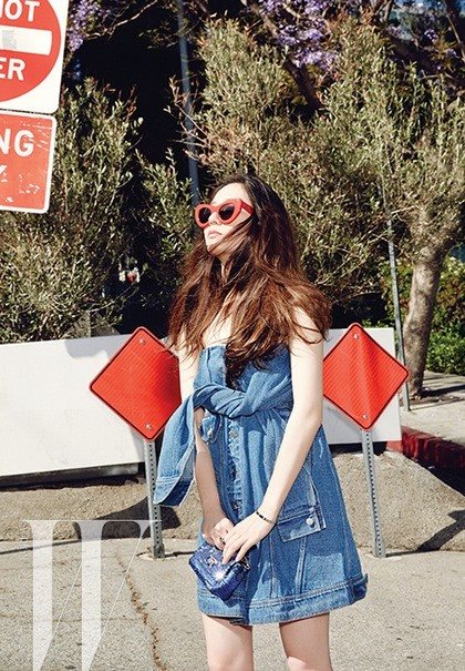 Jessica、Krystal：W Korea