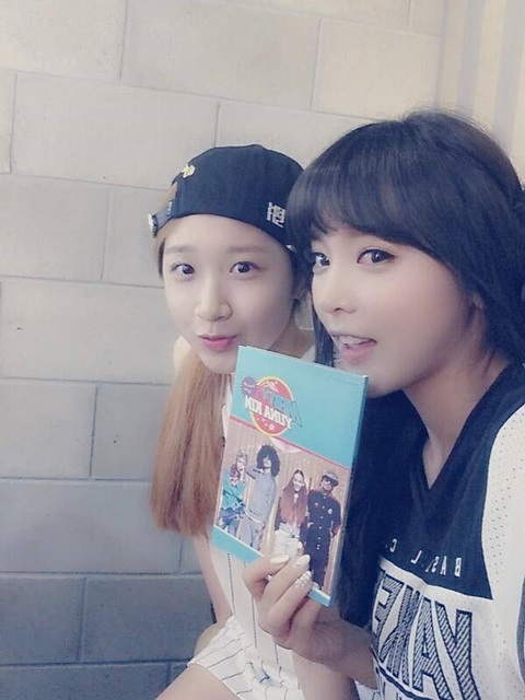 洪真英、Yuna Kim