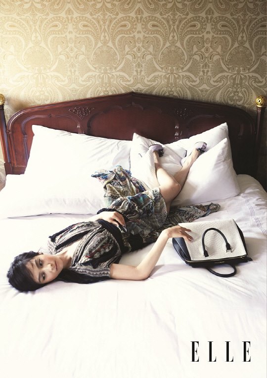 Victoria @ ELLE 3