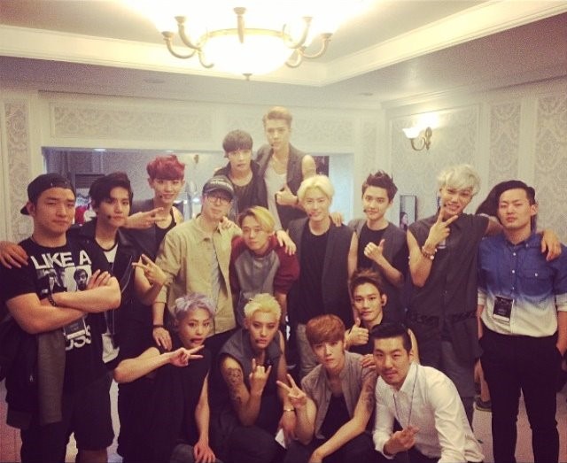 沈在元、EXO