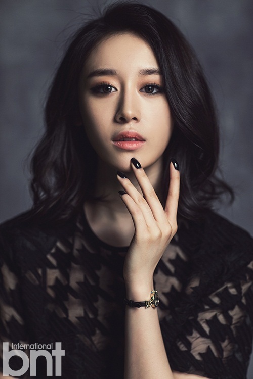 智妍 @ International bnt 6
