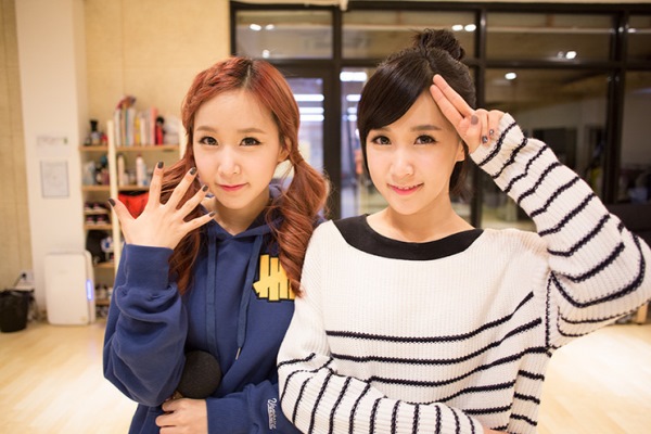 Crayon Pop 雙胞胎 Choa、Way
