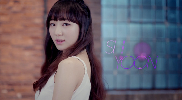Kara 預備成員:SHI YOON Kara 預備成員:SHI YOON