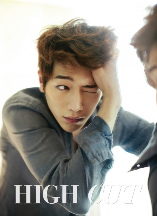 徐康俊 High Cut 畫報 (2014.07) 徐康俊 High Cut 畫報 (2014.07)