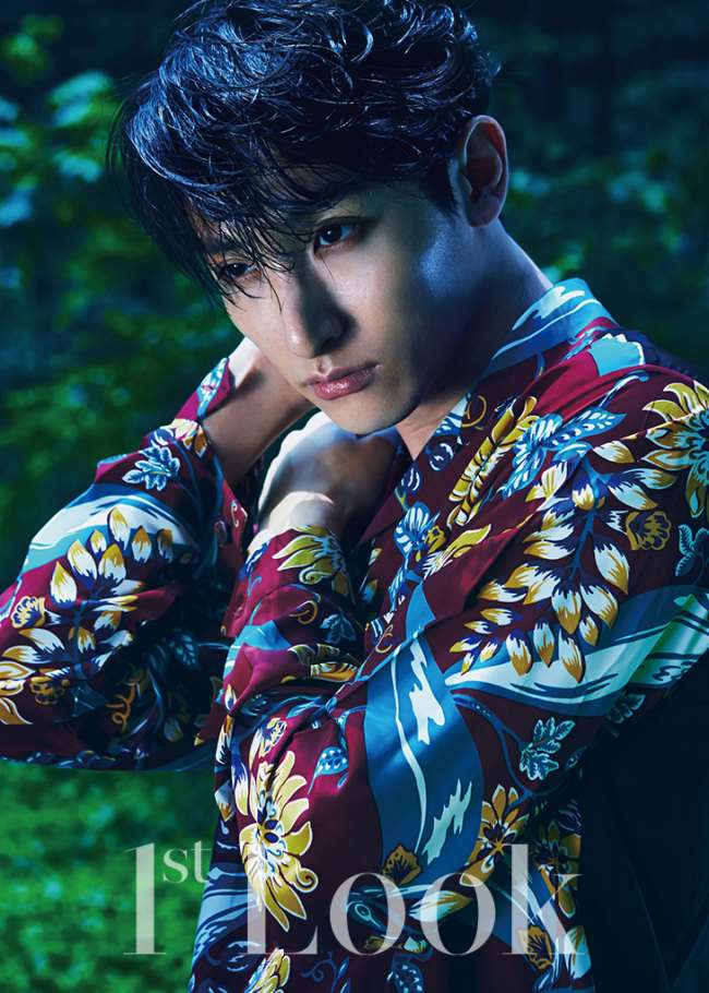 李秀赫 @ 1st Look 
