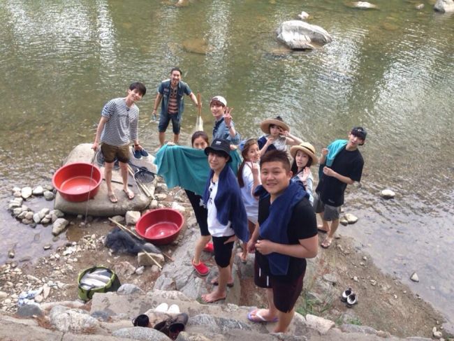 申誠雨 推特 「Roommate」溪邊出遊 