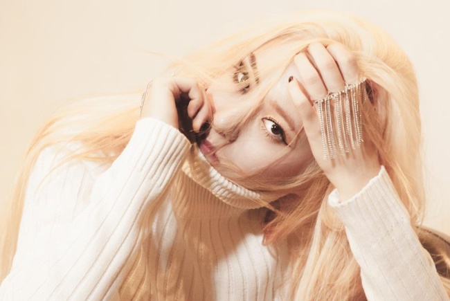 f(x) "Red Light" 概念照:Krystal f(x) "Red Light" 概念照:Krystal