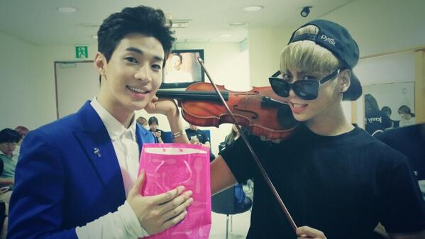 鐘鉉、Henry