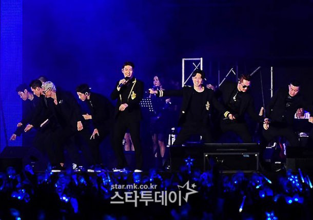 《god 15th Anniversary Reunion Concert》 《god 15th Anniversary Reunion Concert》