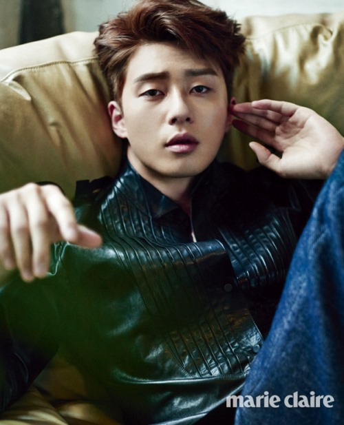 朴書俊 Marie Claire 畫報 (2014.08) 朴書俊 Marie Claire 畫報 (2014.08)