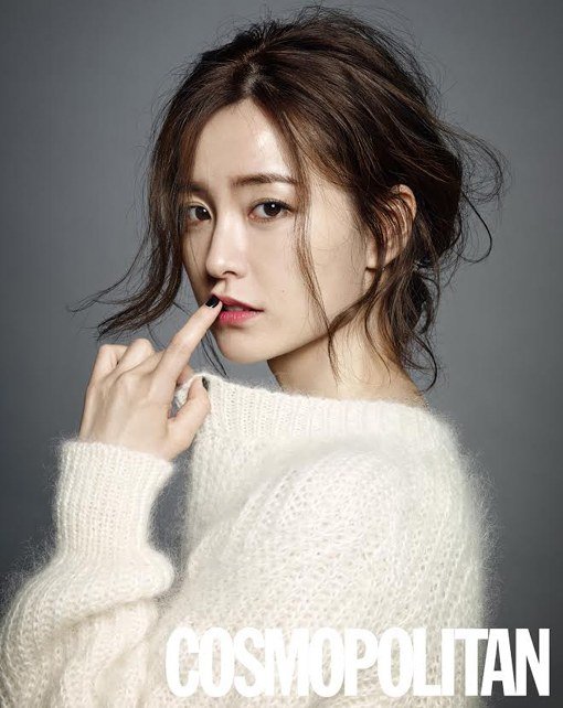 鄭有美 "COSMOPOLITAN" 8月