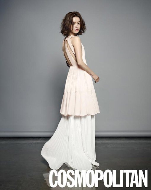 鄭有美 "COSMOPOLITAN" 8月