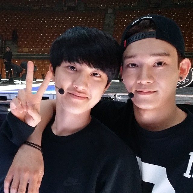 D.O.、CHEN (世勳傳的照片) D.O.、CHEN (世勳傳的照片)