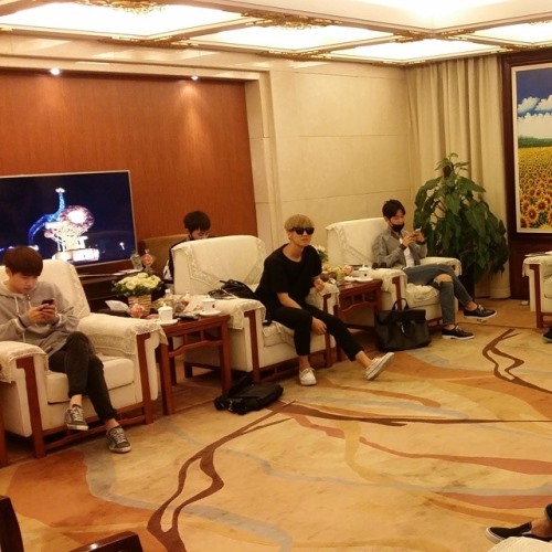 EXO 候機室 (世勳 Instagram) EXO 候機室 (世勳 Instagram)