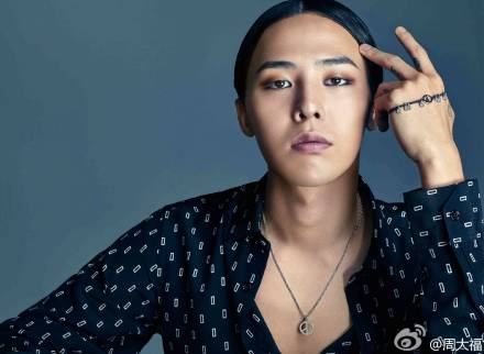 G-Dragon (GD) 周大福