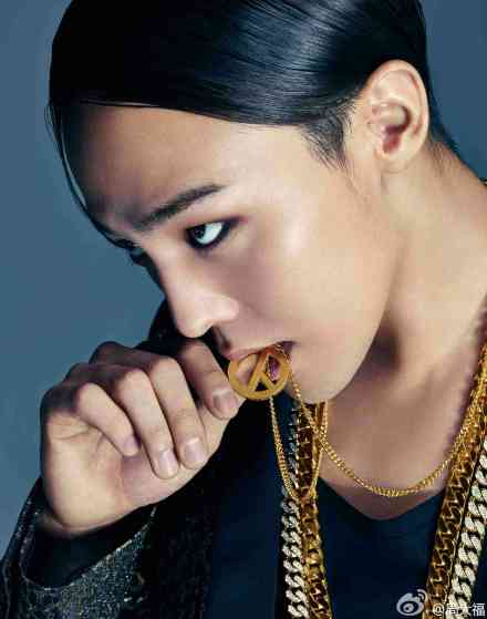 G-Dragon (GD) 周大福