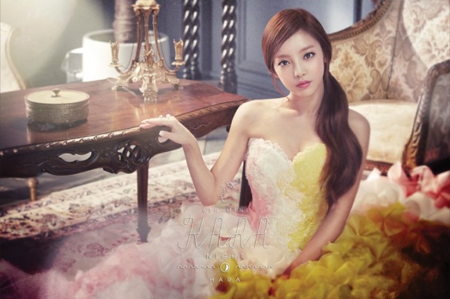Kara「NIGHT 版」概念照 荷拉 2 Kara「NIGHT 版」概念照 荷拉 2