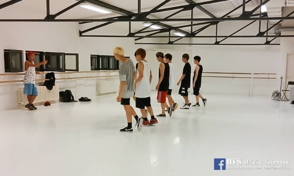 BTS 防彈少年團新曲編舞