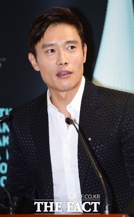 李秉憲 李秉憲