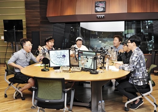 《無限挑戰》成員變身廣播節目特別 DJ 《無限挑戰》成員變身廣播節目特別 DJ