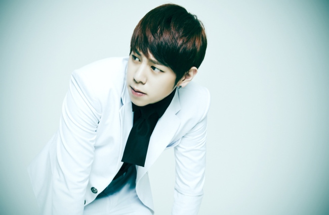 TAE WOON 