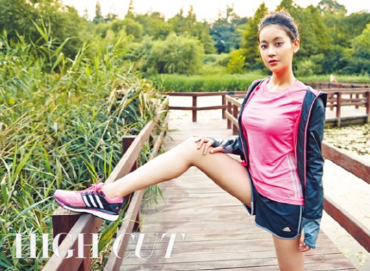吳漣序 HIGH CUT 畫報 (2014.10) 吳漣序 HIGH CUT 畫報 (2014.10)