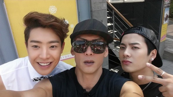 朴敏雨、朴俊瑩、Jackson