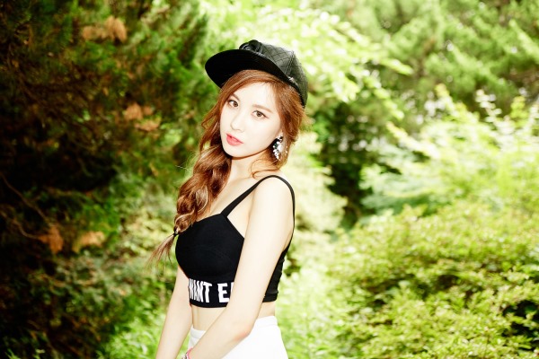 少女時代-TaeTiSeo《Holler》概念照:徐玄 少女時代-TaeTiSeo《Holler》概念照:徐玄