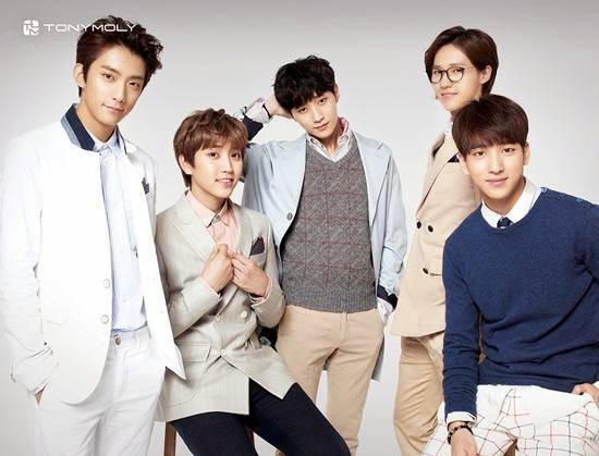 B1A4 Toly Moly 代言照