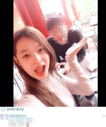 Sulli 近況照 (韓國線上留言版) Sulli 近況照 (韓國線上留言版)