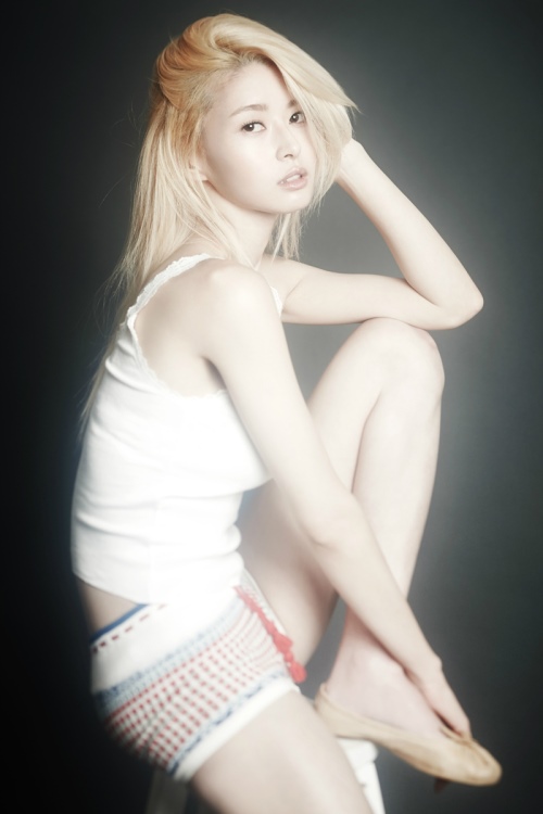 Hello Venus 成員 Nara 概念照