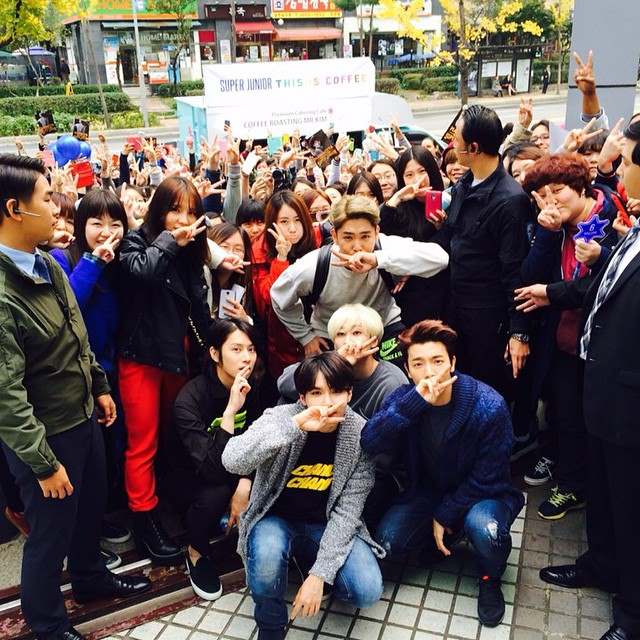 Super Junior 提供咖啡回饋粉絲 (銀赫 IG) Super Junior 提供咖啡回饋粉絲 (銀赫 IG)