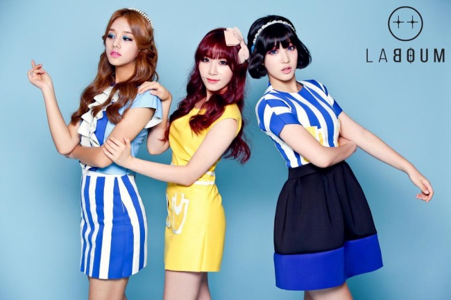 LABOUM 的 Solbin、Sooyeon 與 Yulhee