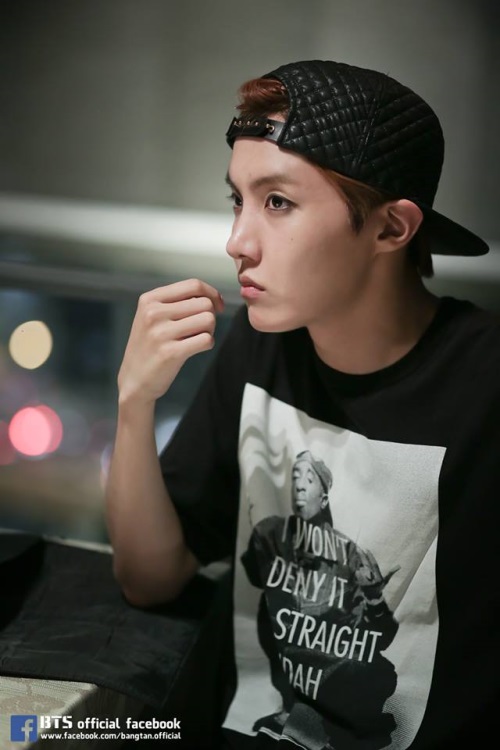 BTS 防彈少年團、THANH 花絮照 (J-Hope)