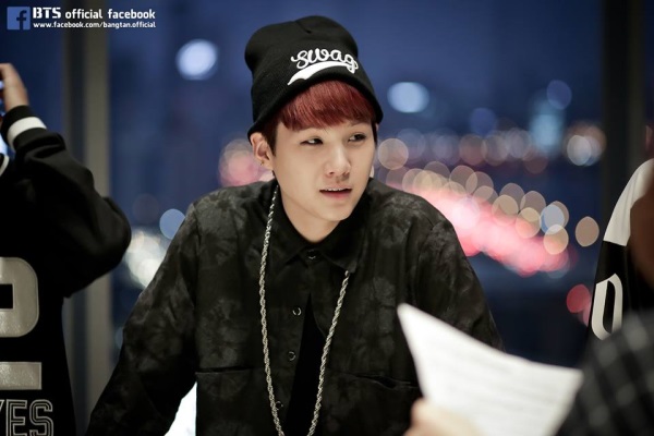 BTS 防彈少年團、THANH 花絮照 (SUGA)