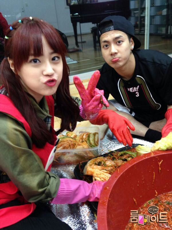 Roommate 做泡菜 (Jackson、Young Ji)