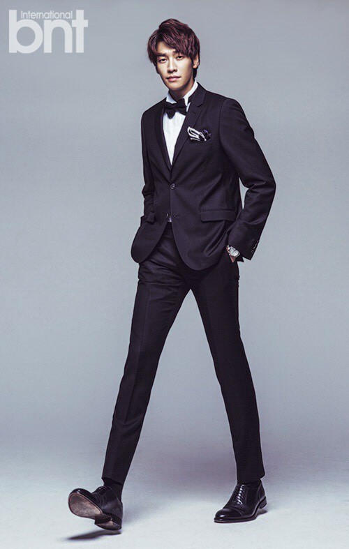 金英光 International bnt 畫報