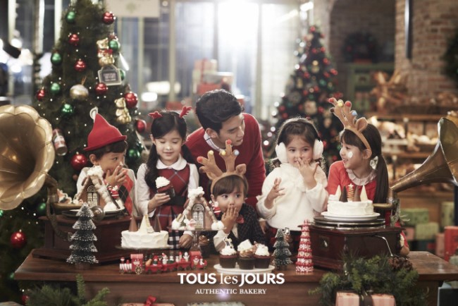 金秀賢 @ TOUS les JOURS 金秀賢 @ TOUS les JOURS