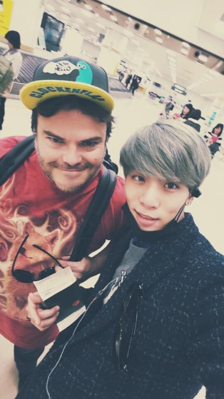 鐘鉉、Jack Black