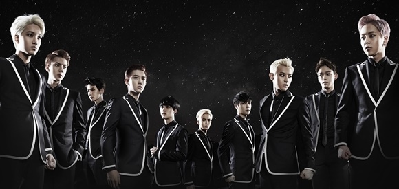 EXO (10人) EXO (10人)