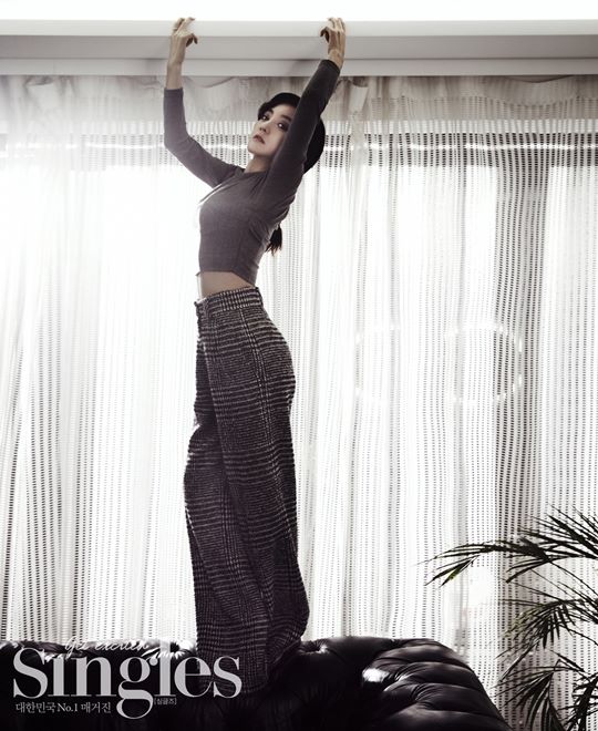 Bada @ Singles (2015.1)
