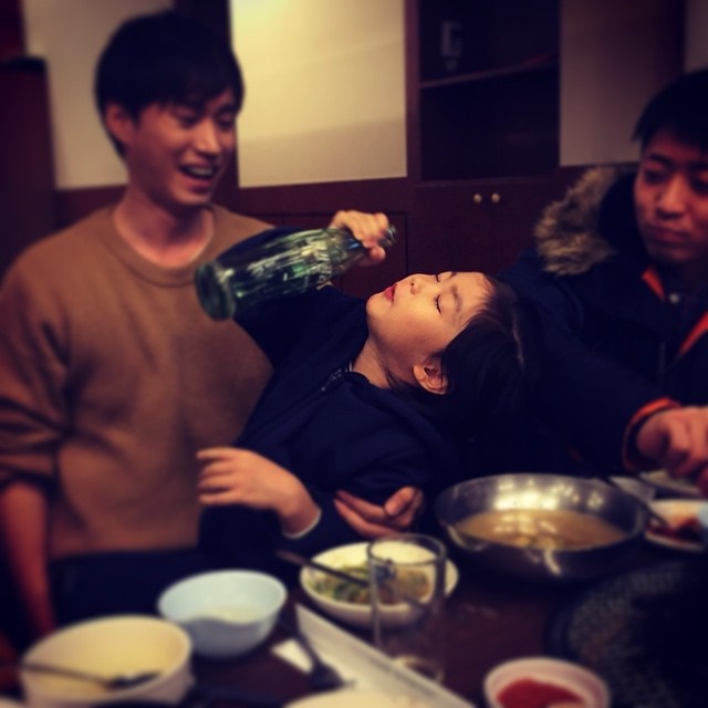 Haru 喝可樂 Haru 喝可樂