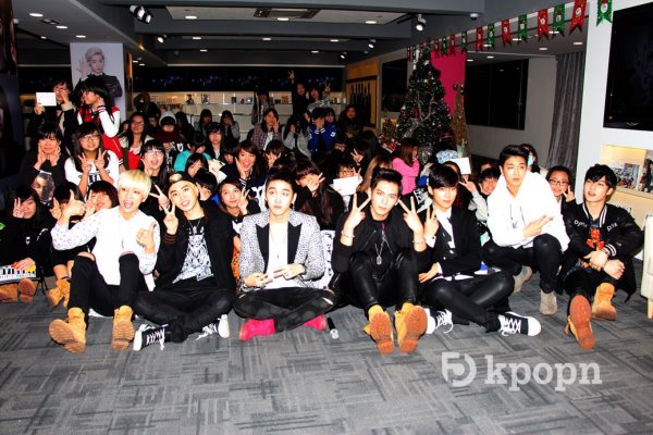 MAD TOWN 香港小型 FM