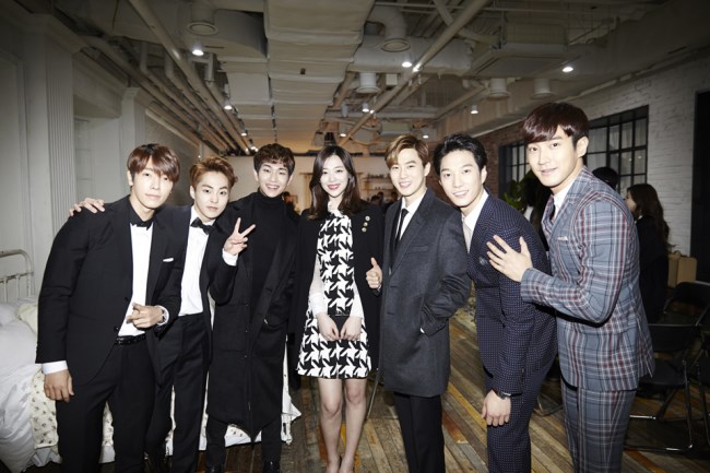 東海、XIU MIN、溫流、Sulli、Su Ho、始源