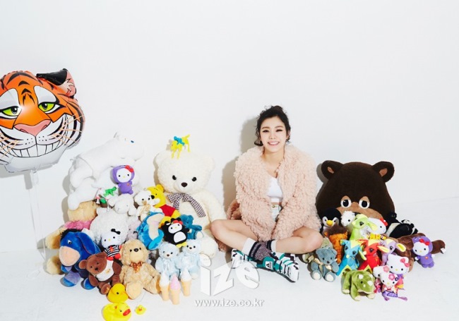 Lizzy @ ize
