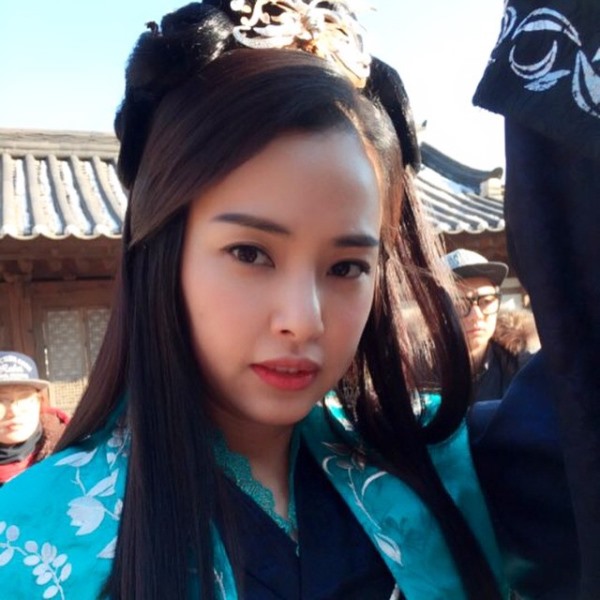 李荷妮 李荷妮