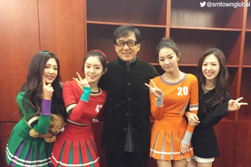 Red Velvet 與成龍