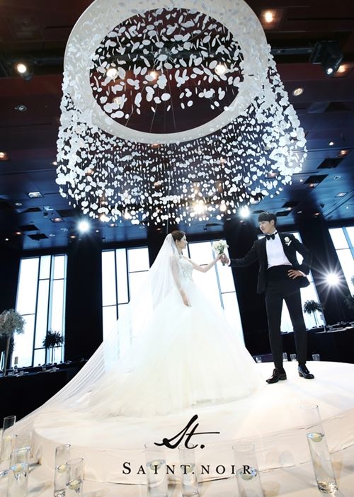 尹相鉉、Maybee 婚禮畫報