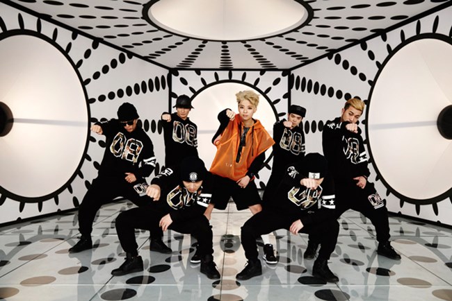 Amber 《Shake That Brass》截圖