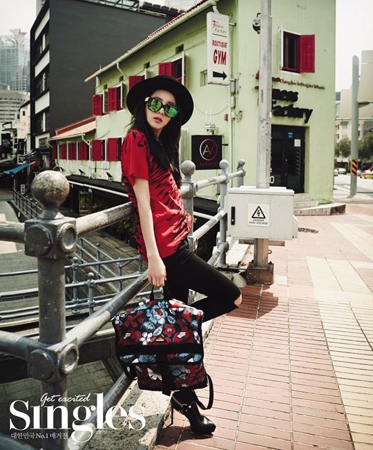 Dara @ Singles